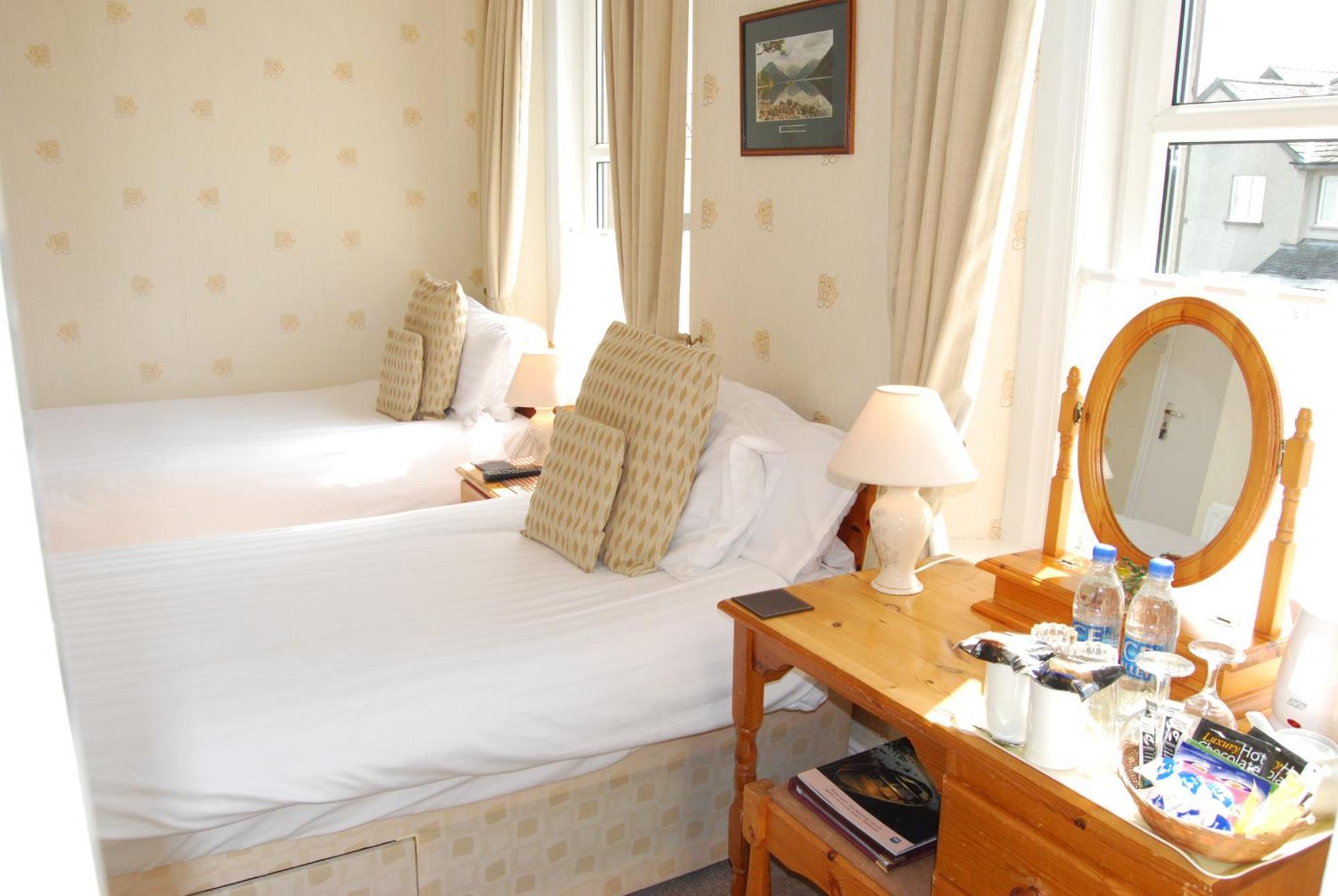 Beckside Guest House Keswick ภายนอก รูปภาพ